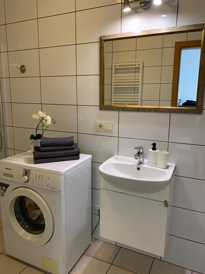 Near Station Apartment فيلنيوس المظهر الخارجي الصورة