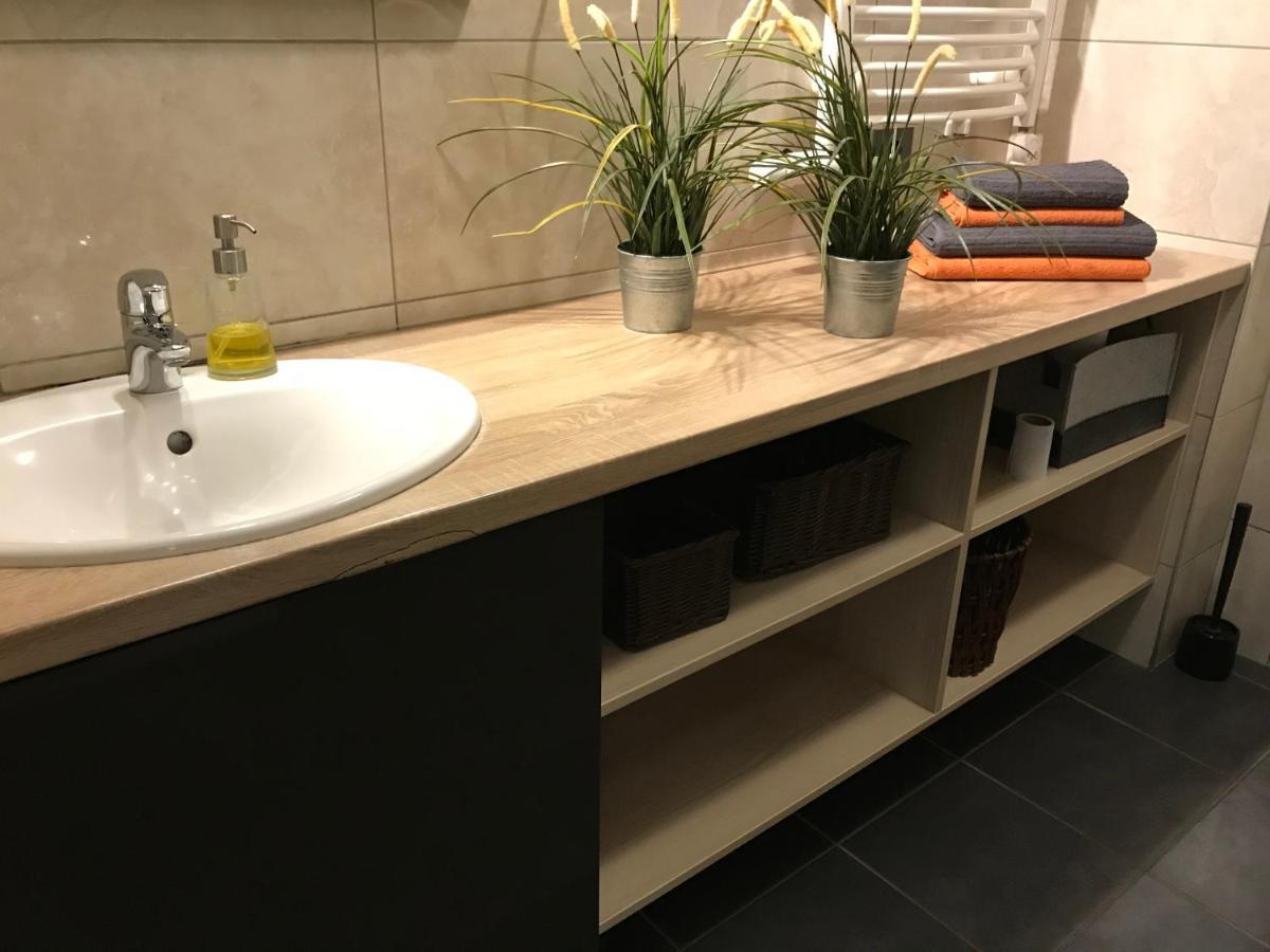 Near Station Apartment فيلنيوس المظهر الخارجي الصورة
